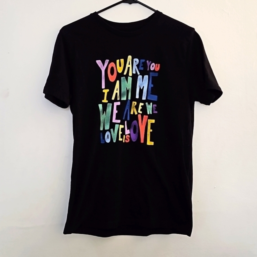 Small Old‎ Navy TSHIRT